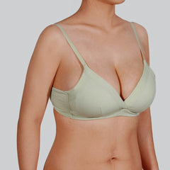 Silk triangle cup bra64165