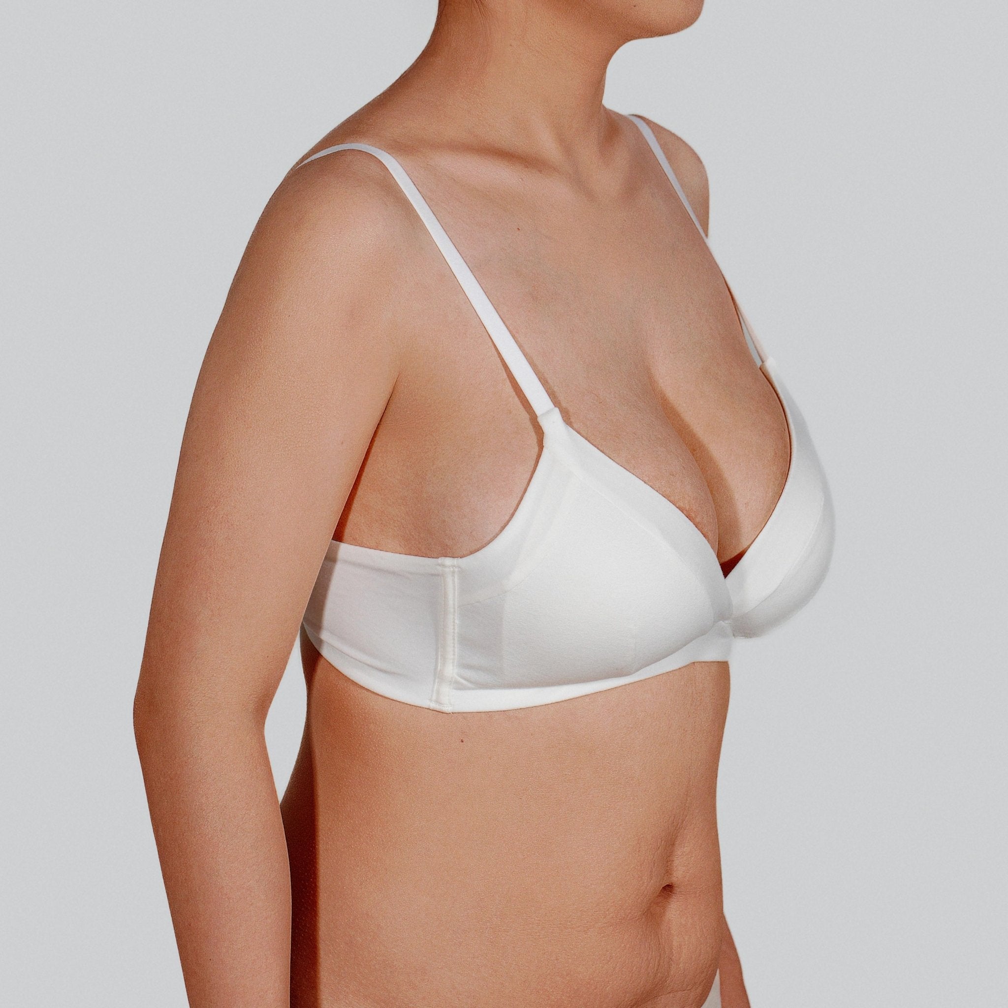 Silk triangle cup bra68454